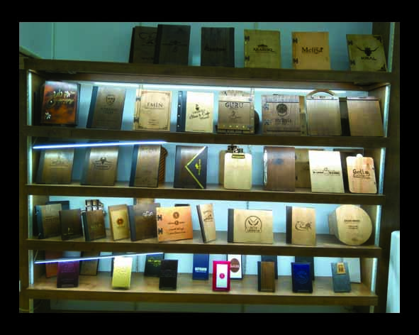 Restaurant & Cafelere Deri Men&uuml; Size &Ouml;zel &Ccedil;alışmalar